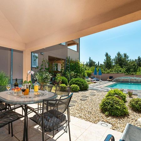 רובנסקה Apartment Matas - Srd318 By Interhome מראה חיצוני תמונה